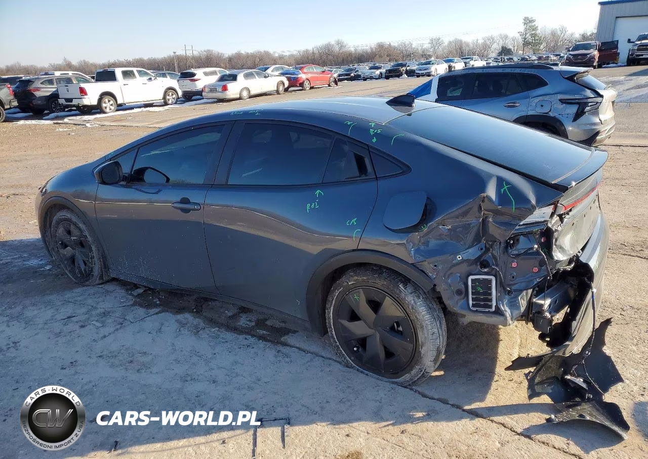 2026 Toyota Prius Le VIN:JTDACAAU8T3066771 - 2