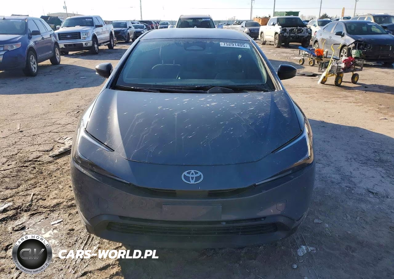 2026 Toyota Prius Le VIN:JTDACAAU8T3066771 - 5