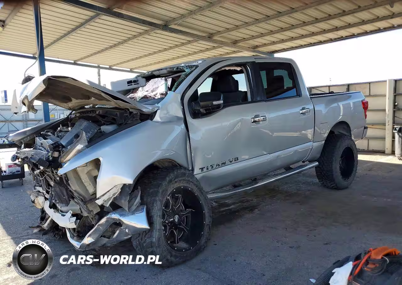 2018 Nissan Titan Sv