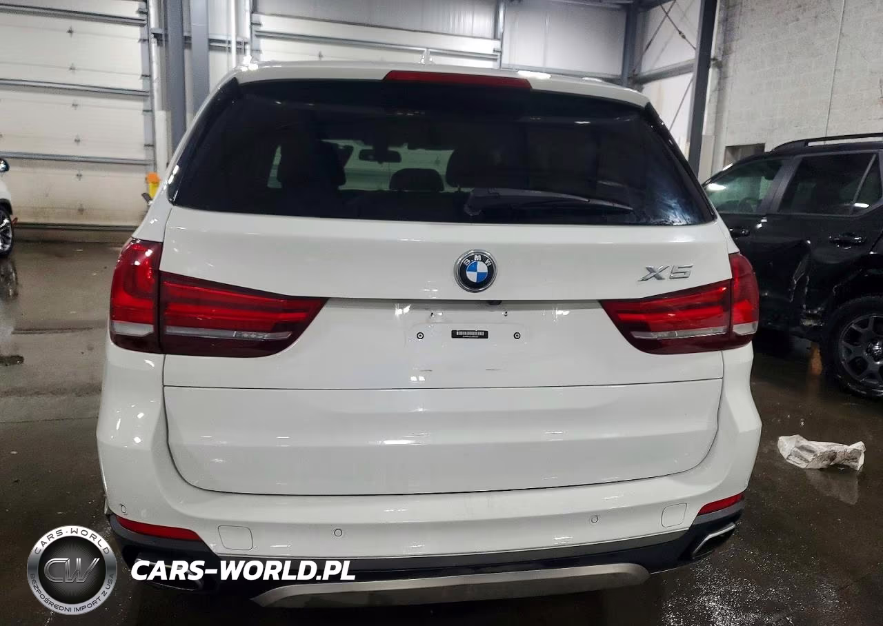 2018 BMW X5 xDrive35I VIN:5UXKR0C55J0X92300 - 6