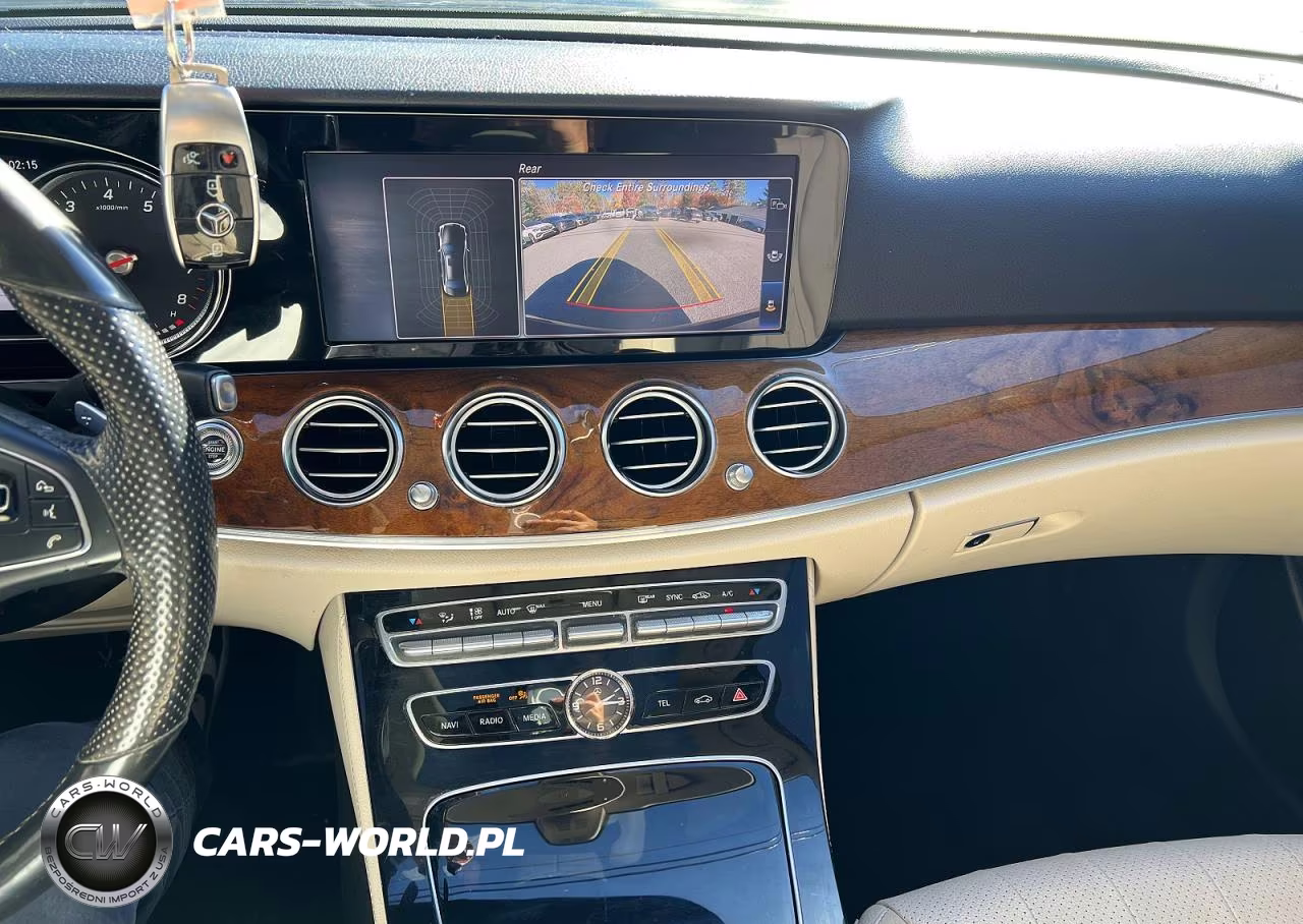 2018 Mercedes-Benz E 300 4Matic VIN:WDDZF4KB2JA336603 - 10