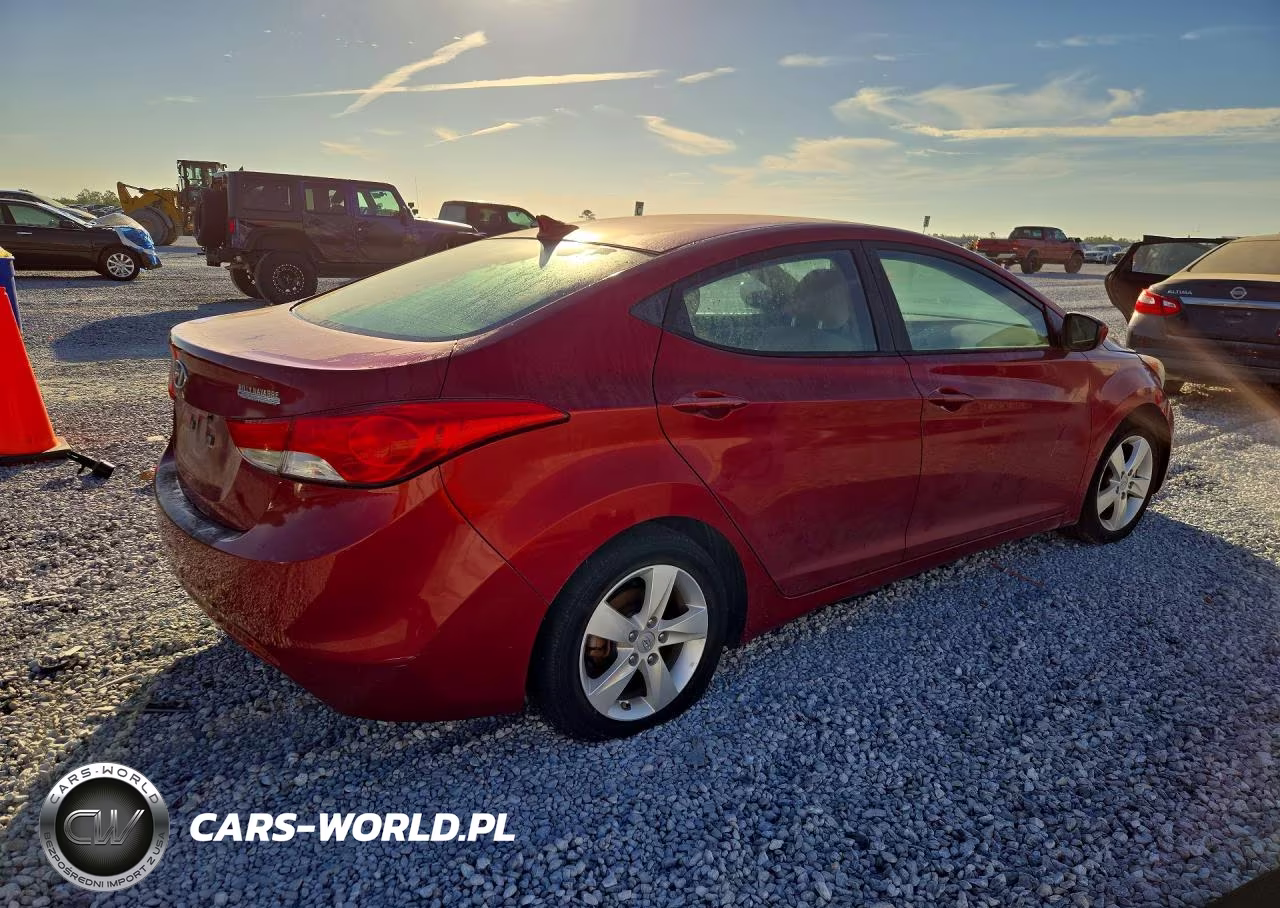 2013 Hyundai Elantra Gls VIN:5NPDH4AE6DH438266 - 3