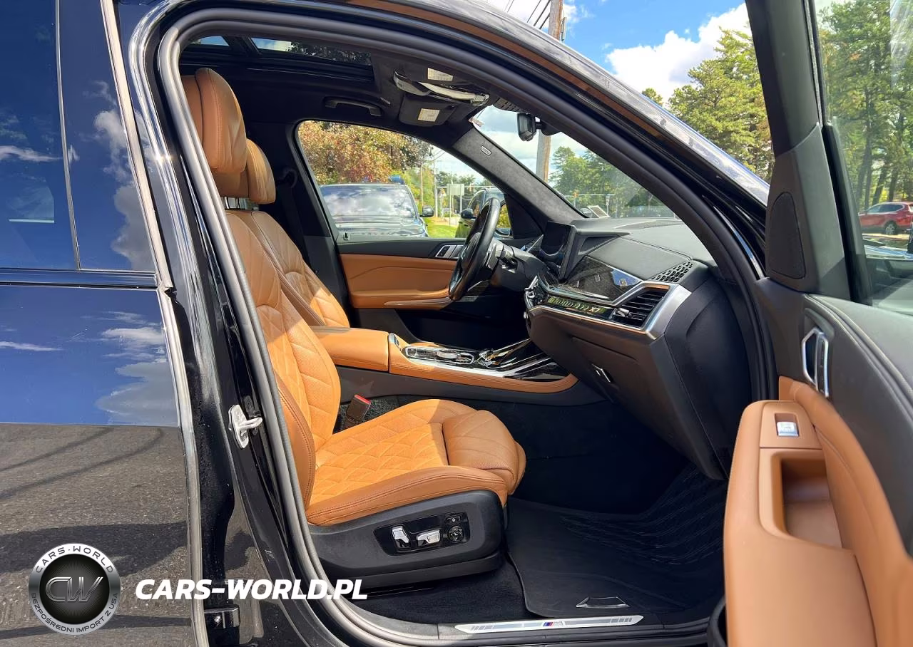2023 BMW X7 xDrive40I VIN:5UX23EM0XP9R61216 - 5