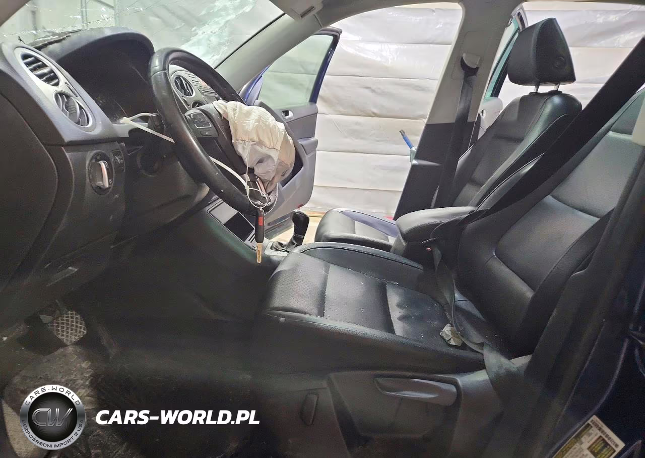 2011 Volkswagen Tiguan S VIN:WVGBV7AX2BW530447 - 7