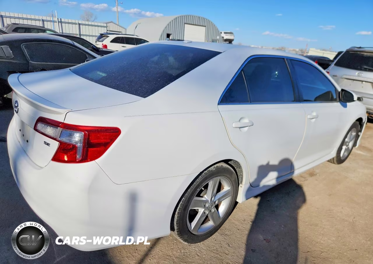 2013 Toyota Camry VIN:4T1BF1FK8DU659993 - 3