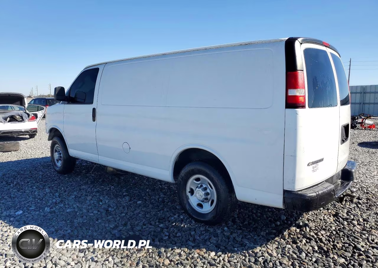 2018 Chevrolet Express G2500 VIN:1GCWGAFP0J1190958 - 2