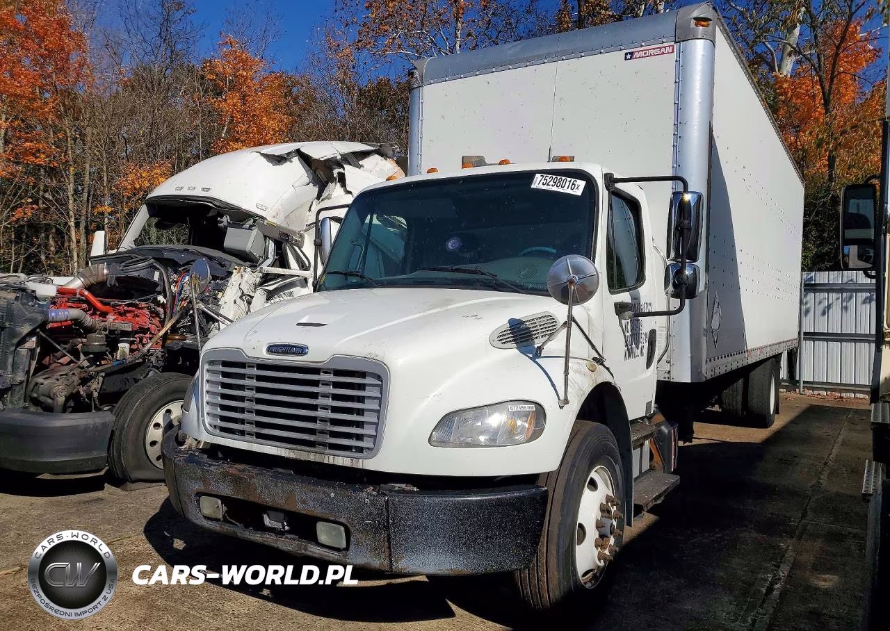 2017 Freightliner Business Class M2 Box Truck