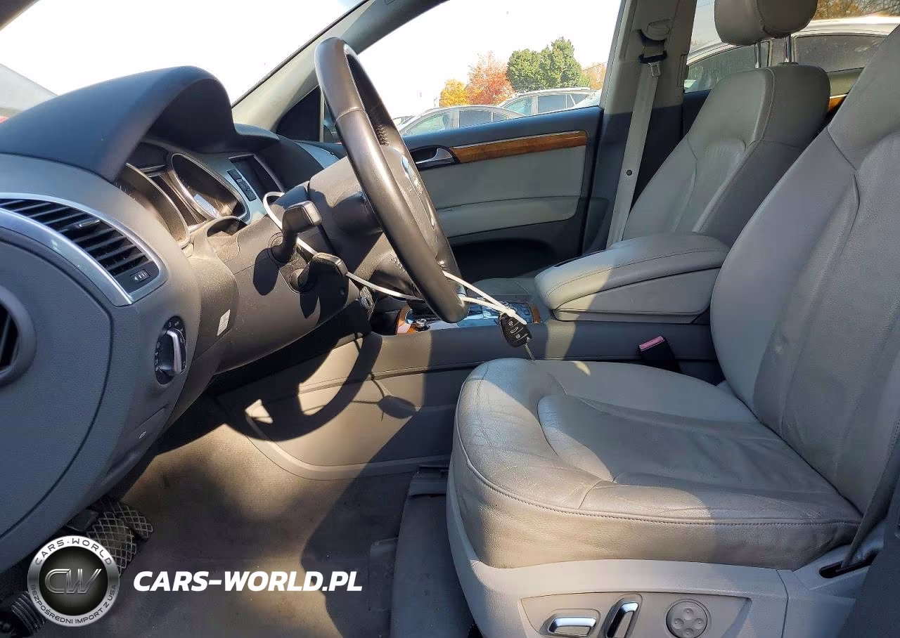 2010 Audi Q7 Premium Plus VIN:WA1LMAFE7AD006683 - 7