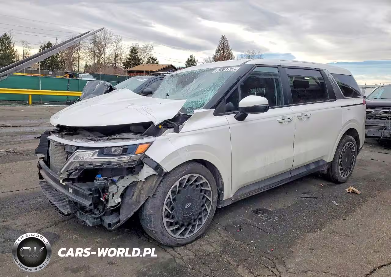 2022 Kia Carnival Lx