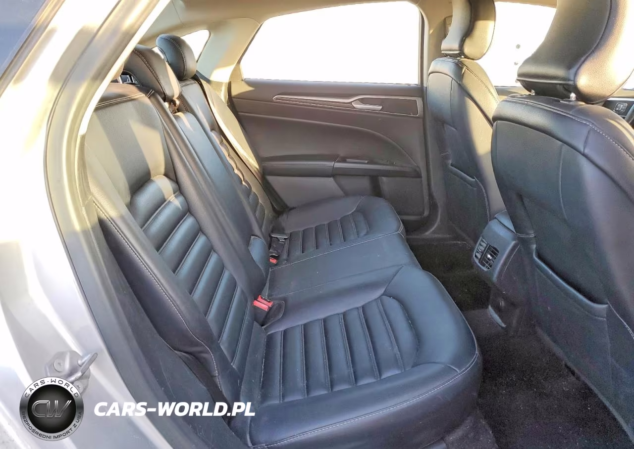 2019 Ford Fusion Sel VIN:3FA6P0MU9KR124327 - 10