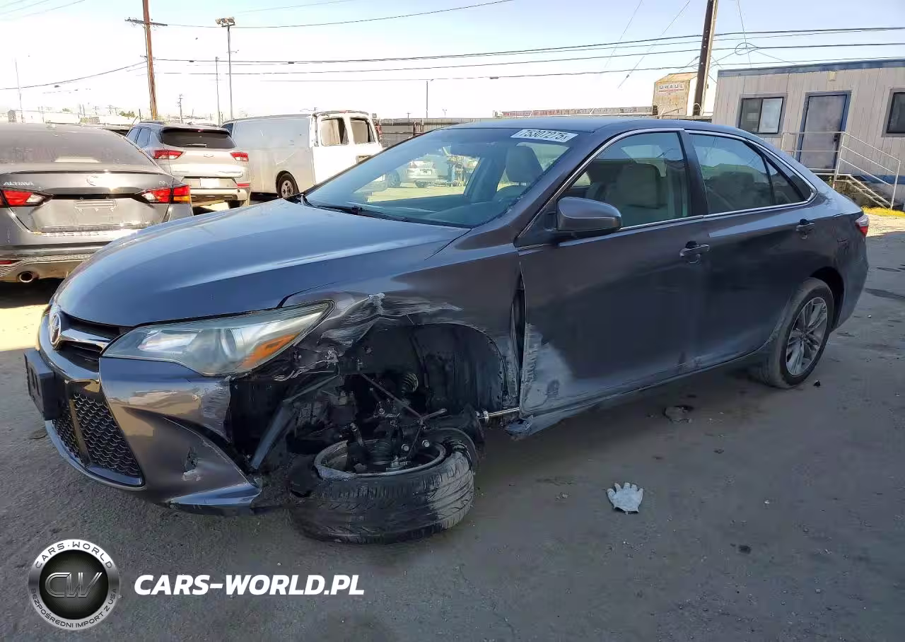 2016 Toyota Camry Le