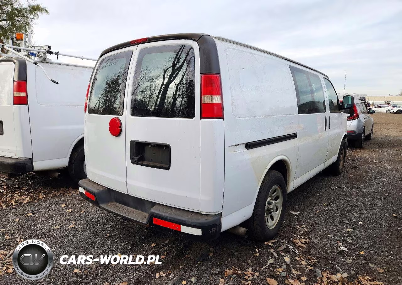 2014 Chevrolet Express G1500 VIN:1GCSGAFX0E1163604 - 3