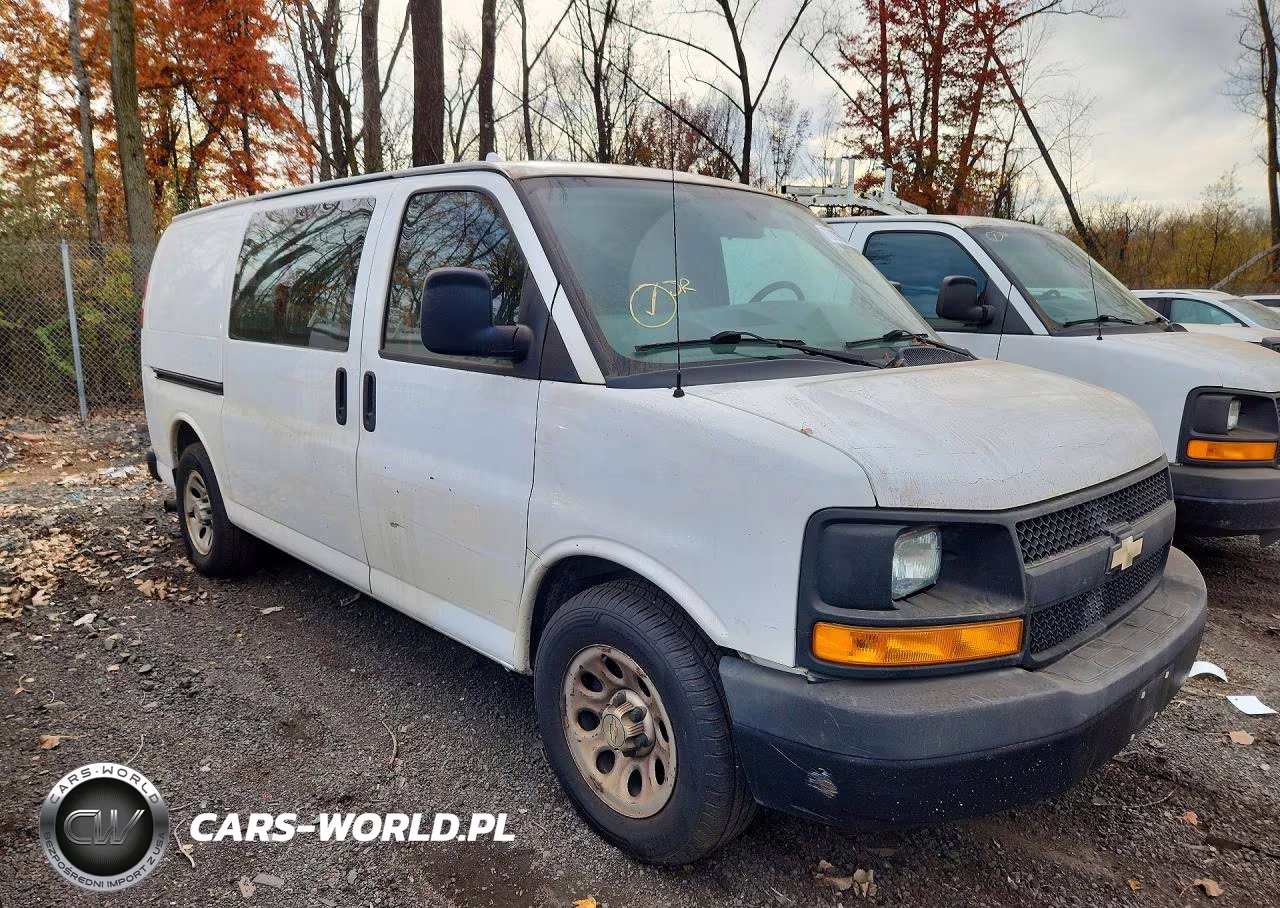 2014 Chevrolet Express G1500 VIN:1GCSGAFX0E1163604 - 4