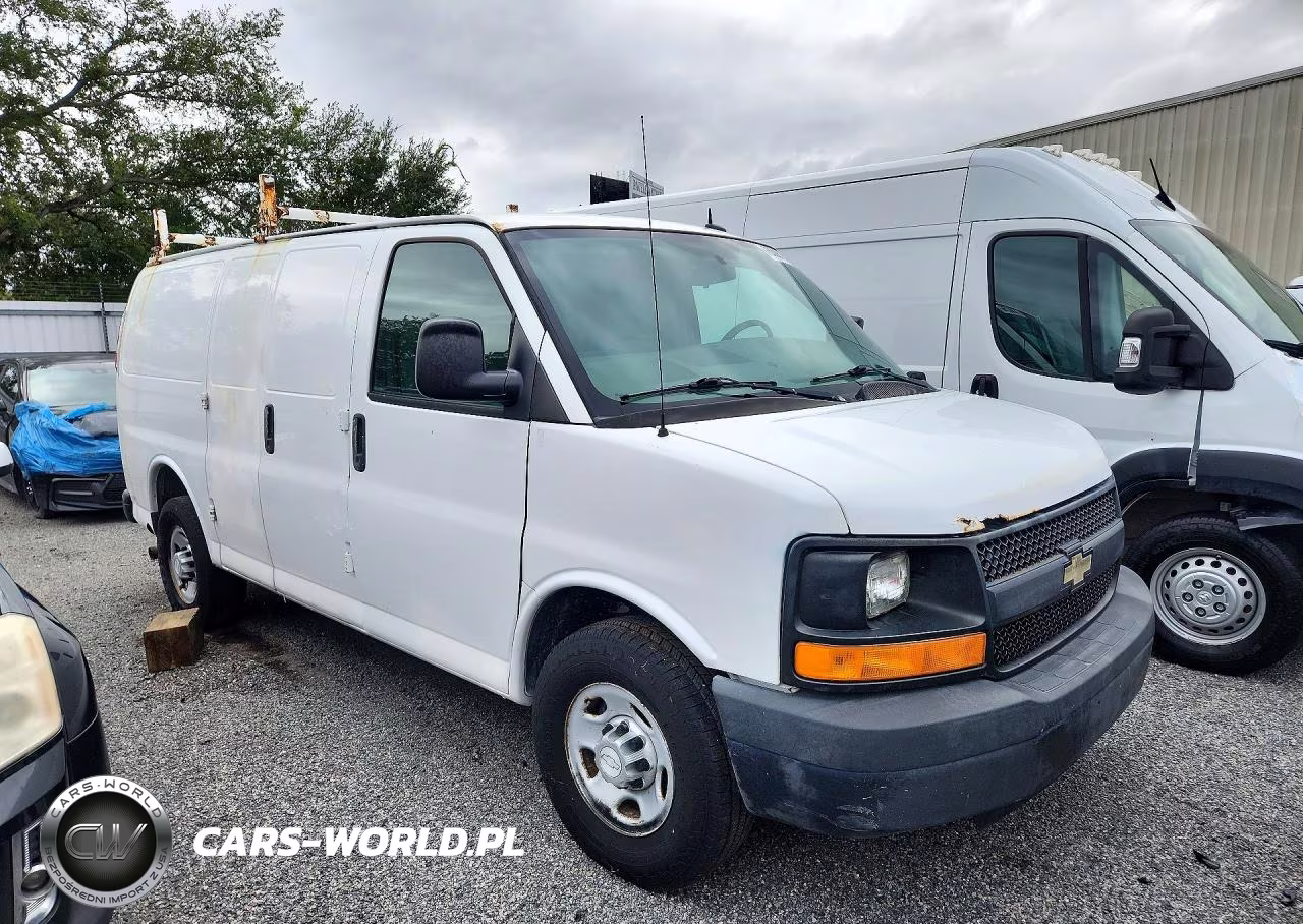 2015 Chevrolet Express G2500 VIN:1GCWGFFF5F1107469 - 4