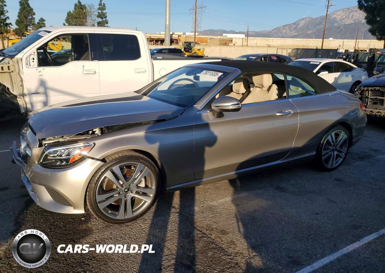 2019 Mercedes-Benz C 300