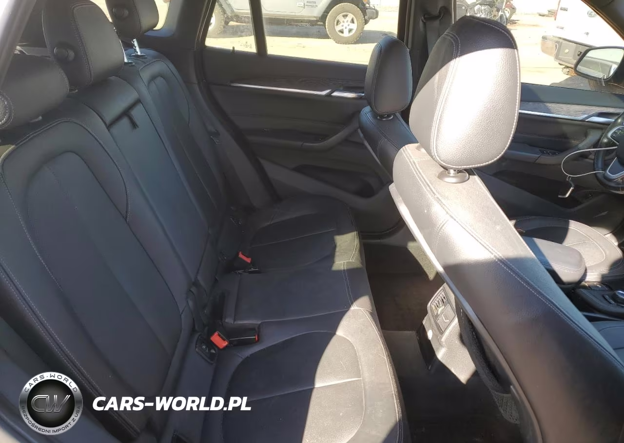 2016 BMW X1 xDrive28I VIN:WBXHT3C39G5E51433 - 11