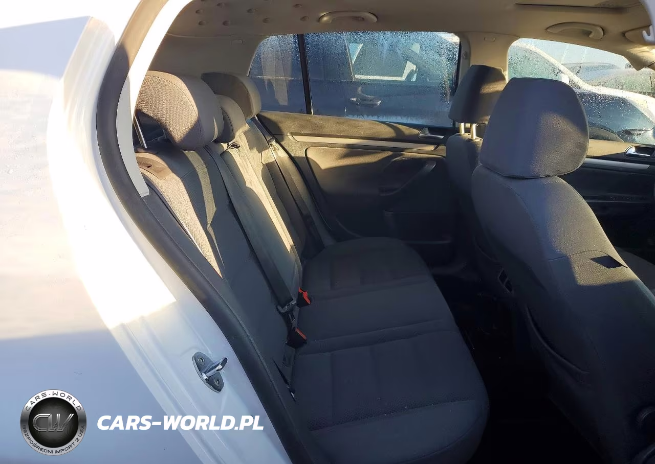 2009 Volkswagen Rabbit VIN:WVWDA71K99W024007 - 10