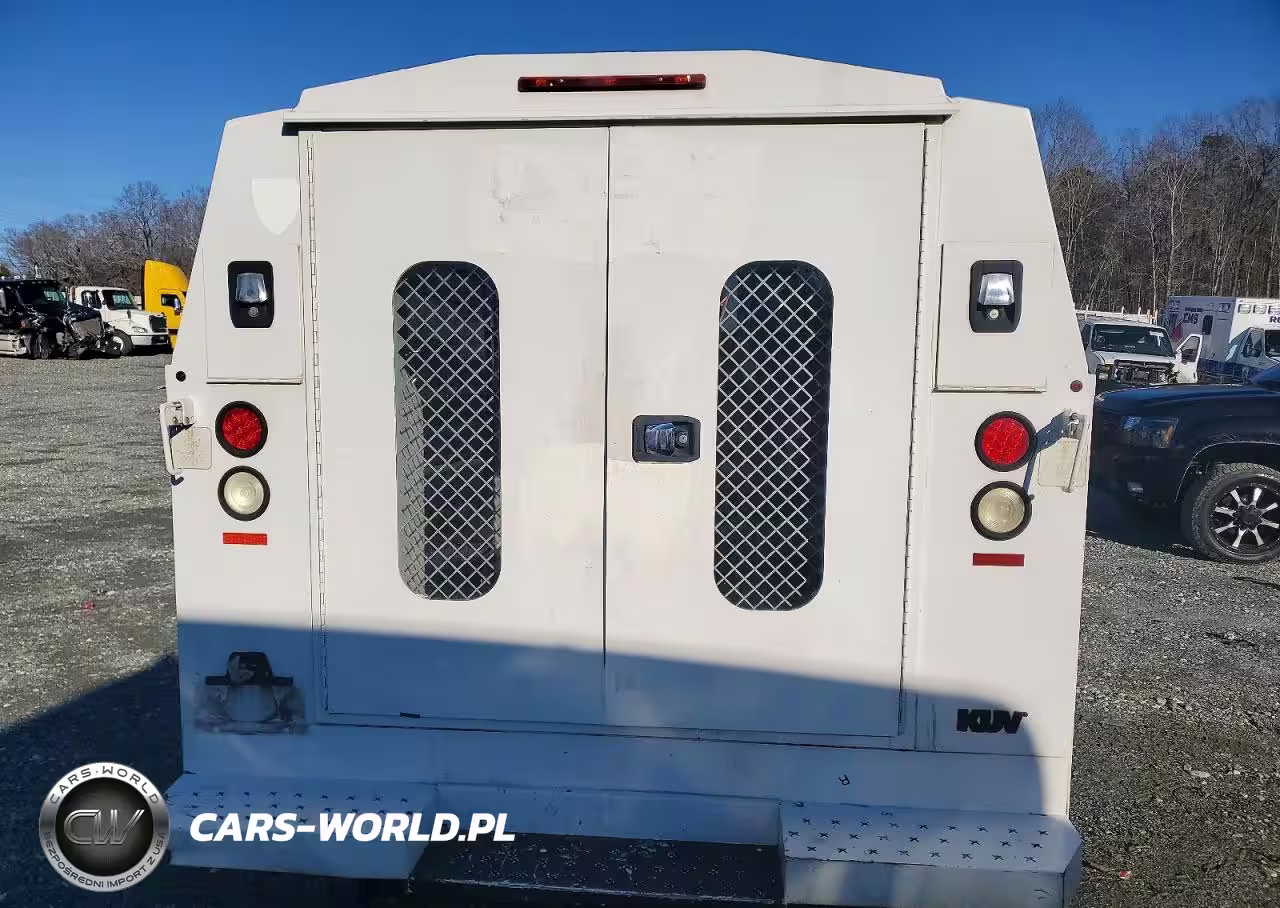 2015 Ford Econoline E350 Super Duty Cutaway Van VIN:1FDWE3FL0FDA12581 - 6