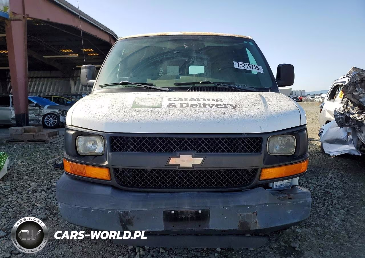 2005 Chevrolet Chevy Van VIN:1GCGG25V551234193 - 5