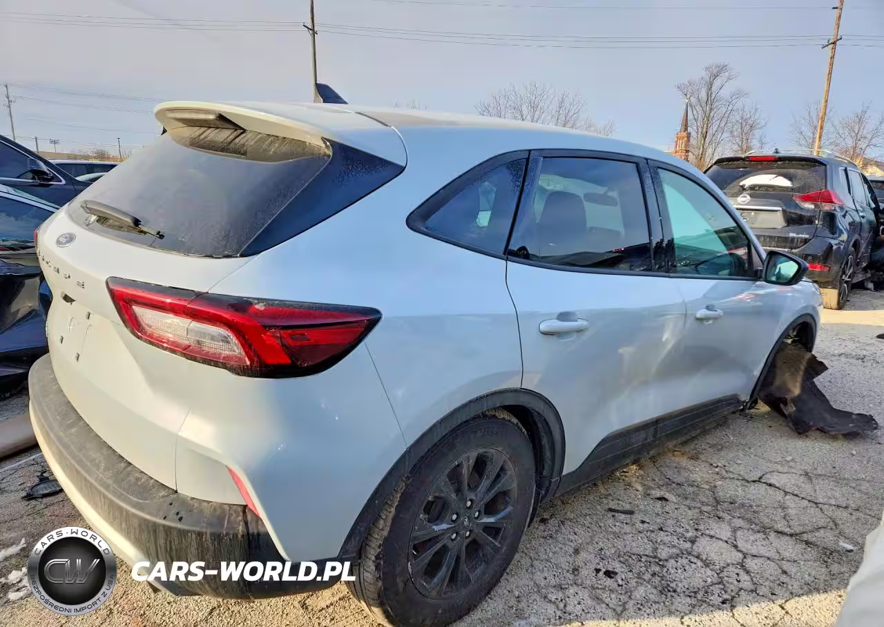 2025 Ford Escape Active VIN:1FMCU0GN4SUA70045 - 3