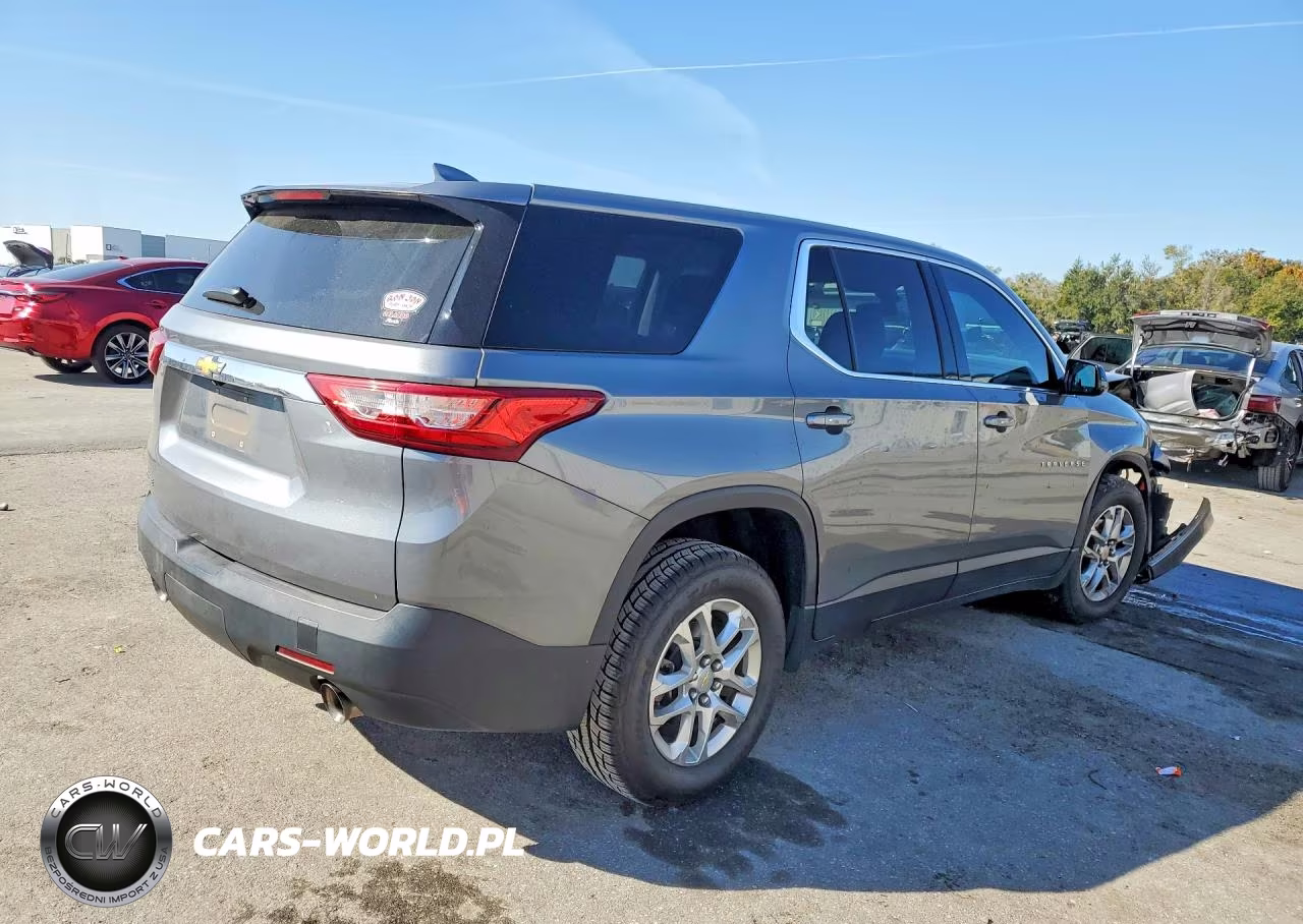 2020 Chevrolet Traverse Ls VIN:1GNERFKW7LJ288329 - 3