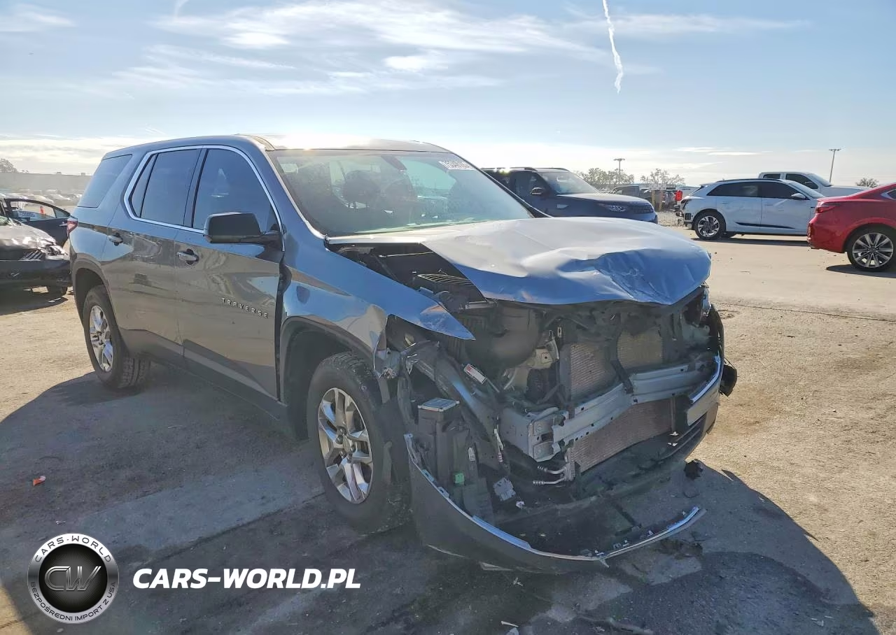 2020 Chevrolet Traverse Ls VIN:1GNERFKW7LJ288329 - 4