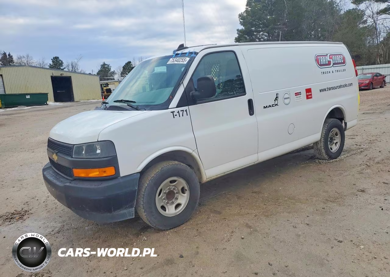 2021 Chevrolet Express G2500