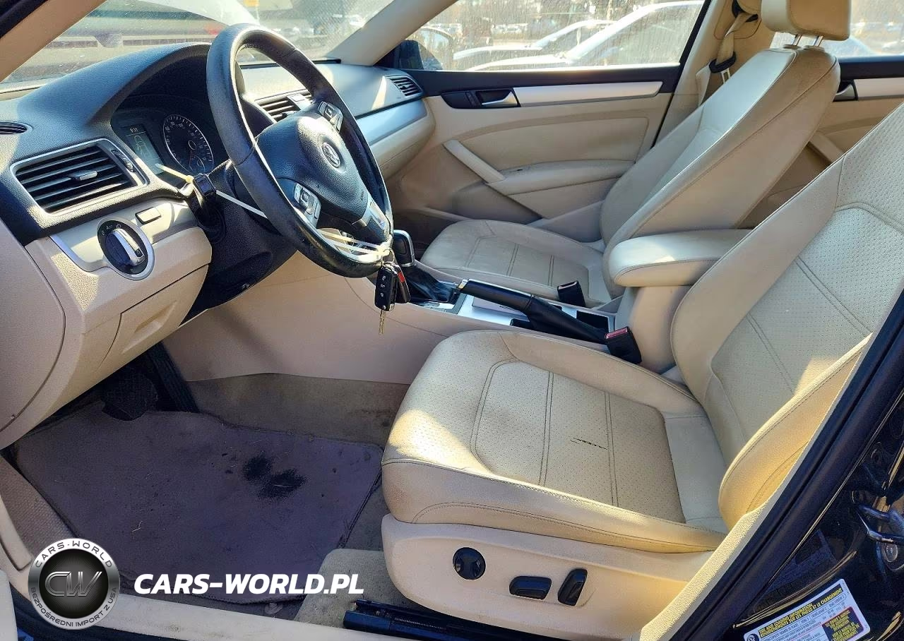 2012 Volkswagen Passat Se VIN:1VWBP7A31CC075344 - 7