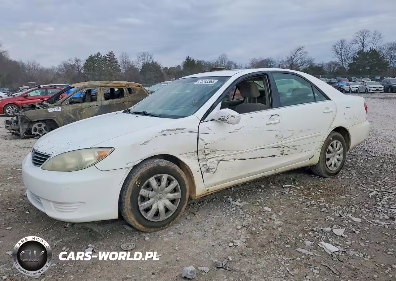 2005 Toyota Camry Le