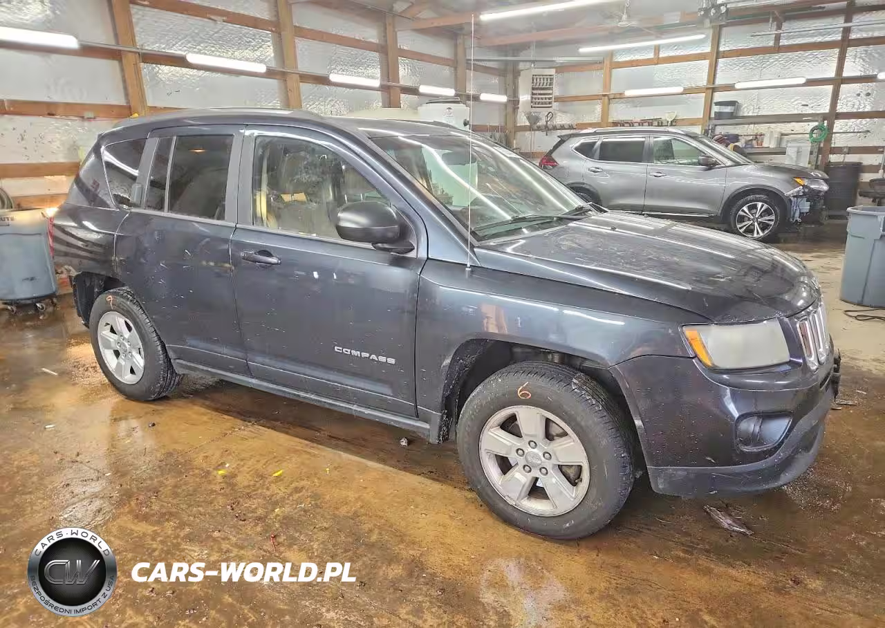 2014 Jeep Compass Sport VIN:1C4NJCBA4ED593842 - 4