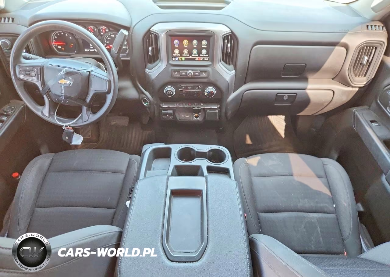2024 Chevrolet Silverado K2500 Custom VIN:2GC4YME75R1235633 - 8