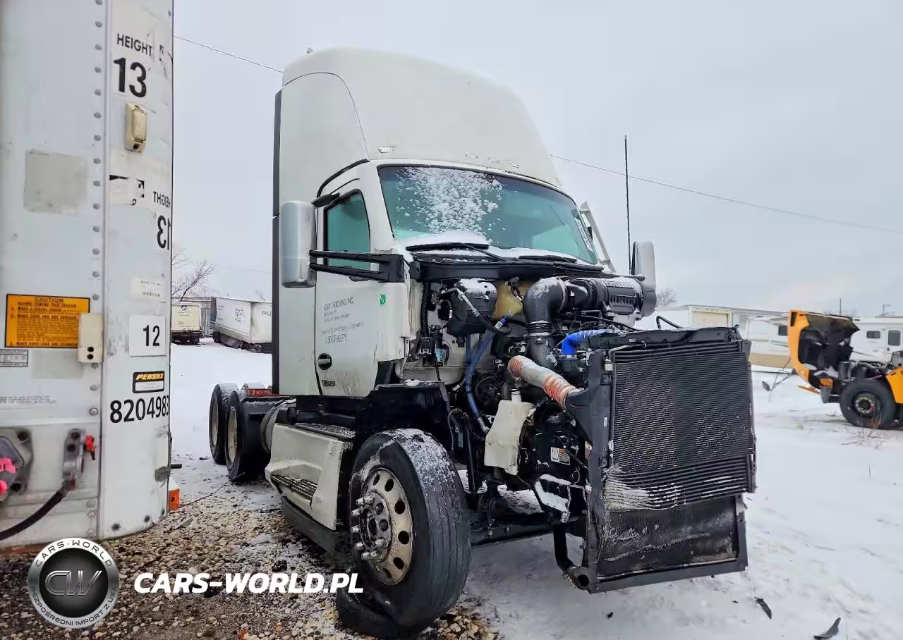 2023 Kenworth T680 Semi Truck