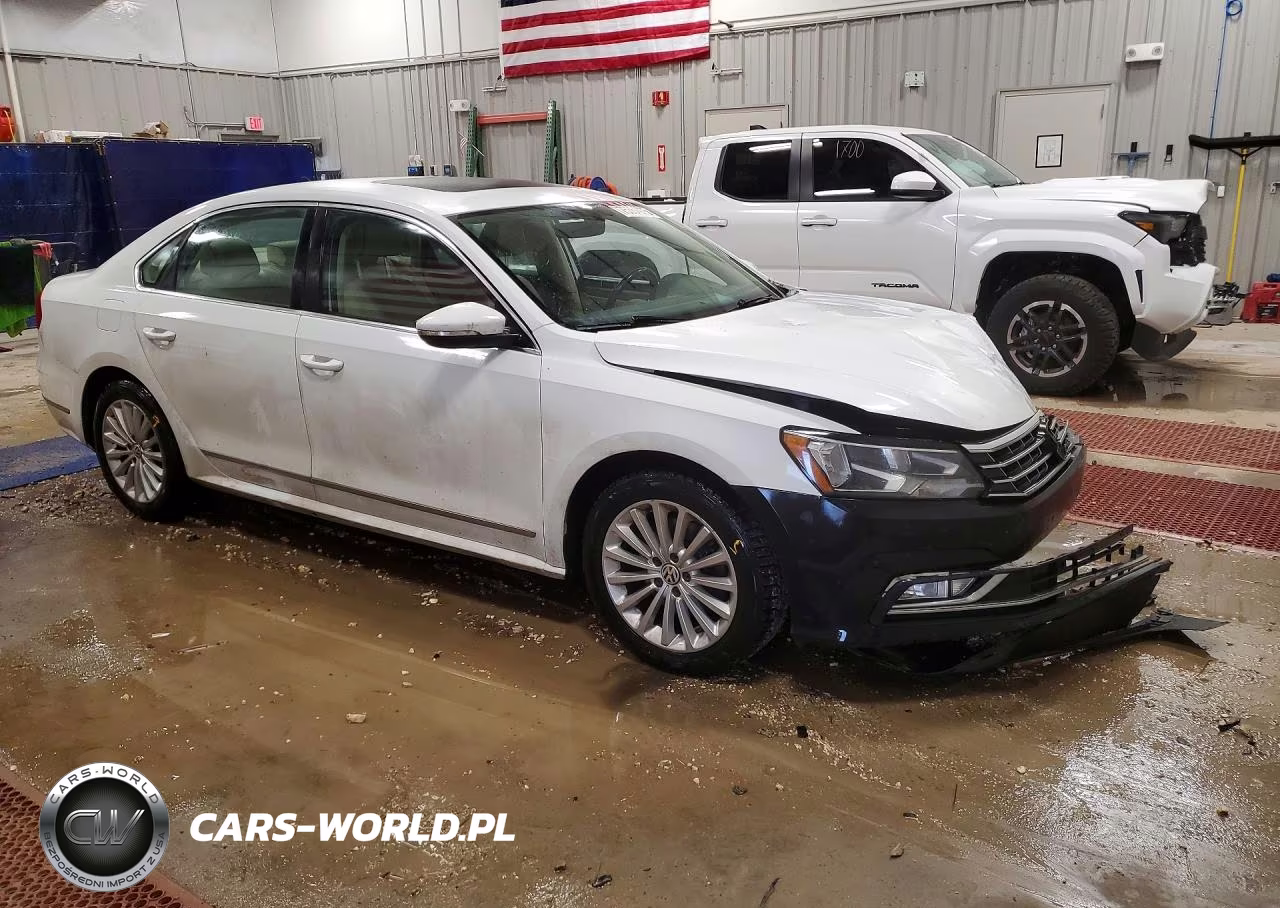 2016 Volkswagen Passat Se VIN:1VWBT7A3XGC043249 - 4