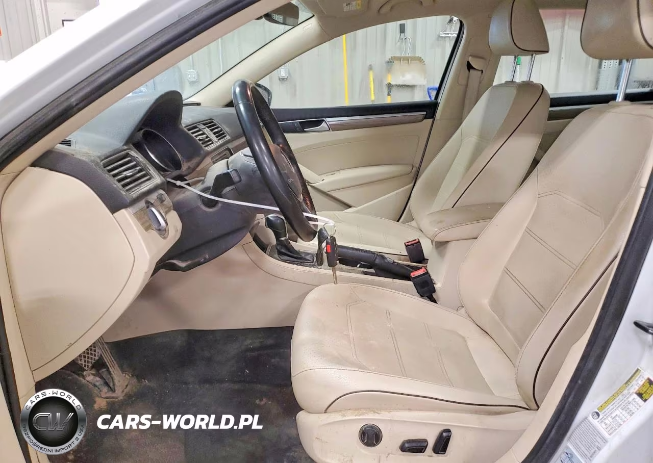 2016 Volkswagen Passat Se VIN:1VWBT7A3XGC043249 - 7