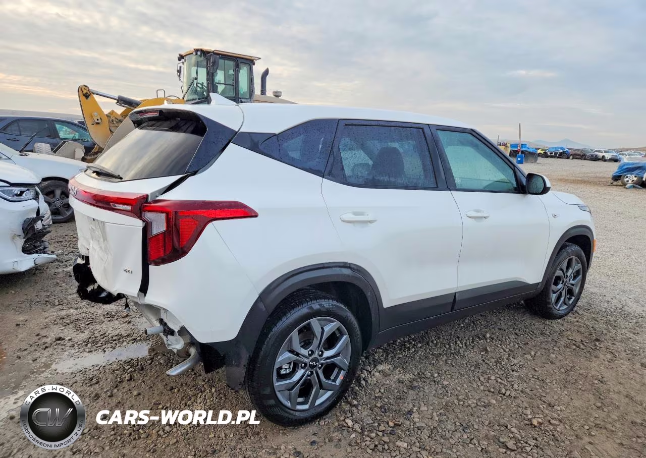 2026 Kia Seltos Lx VIN:KNDEPCAA6T7888940 - 3