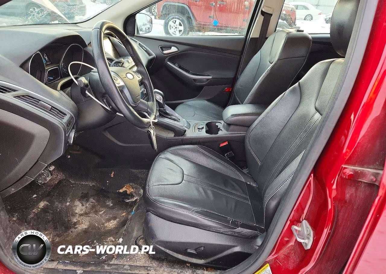 2014 Ford Focus Titanium VIN:1FADP3N27EL196880 - 7