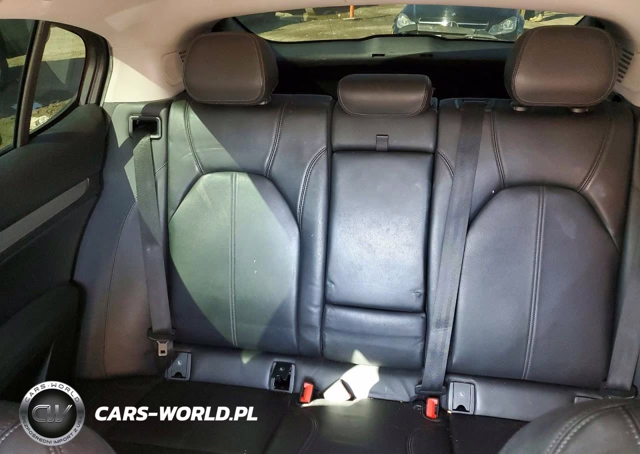 2018 Alfa Romeo Stelvio Sport VIN:ZASFAKPN3J7B75508 - 10