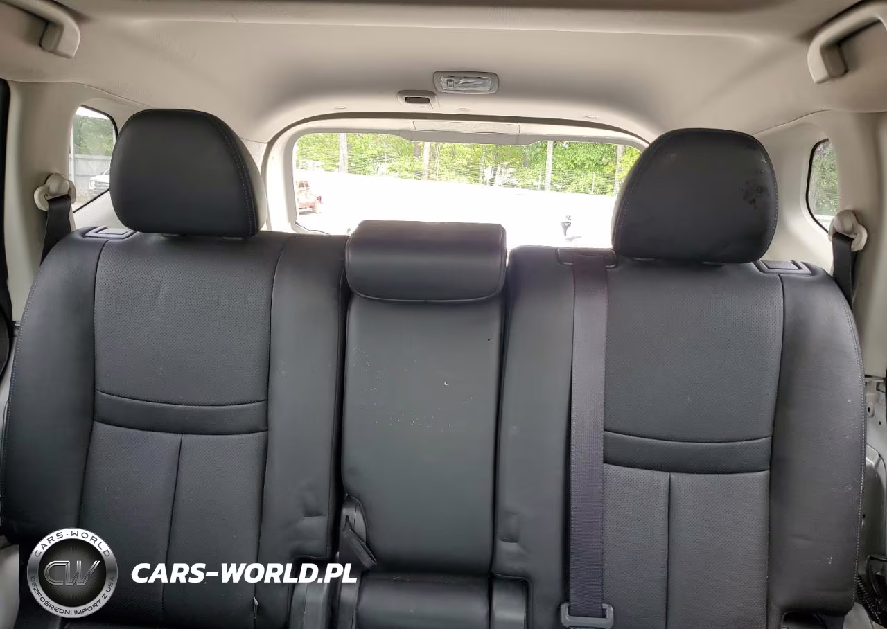 2017 Nissan Rogue S VIN:JN8AT2MTXHW143207 - 10