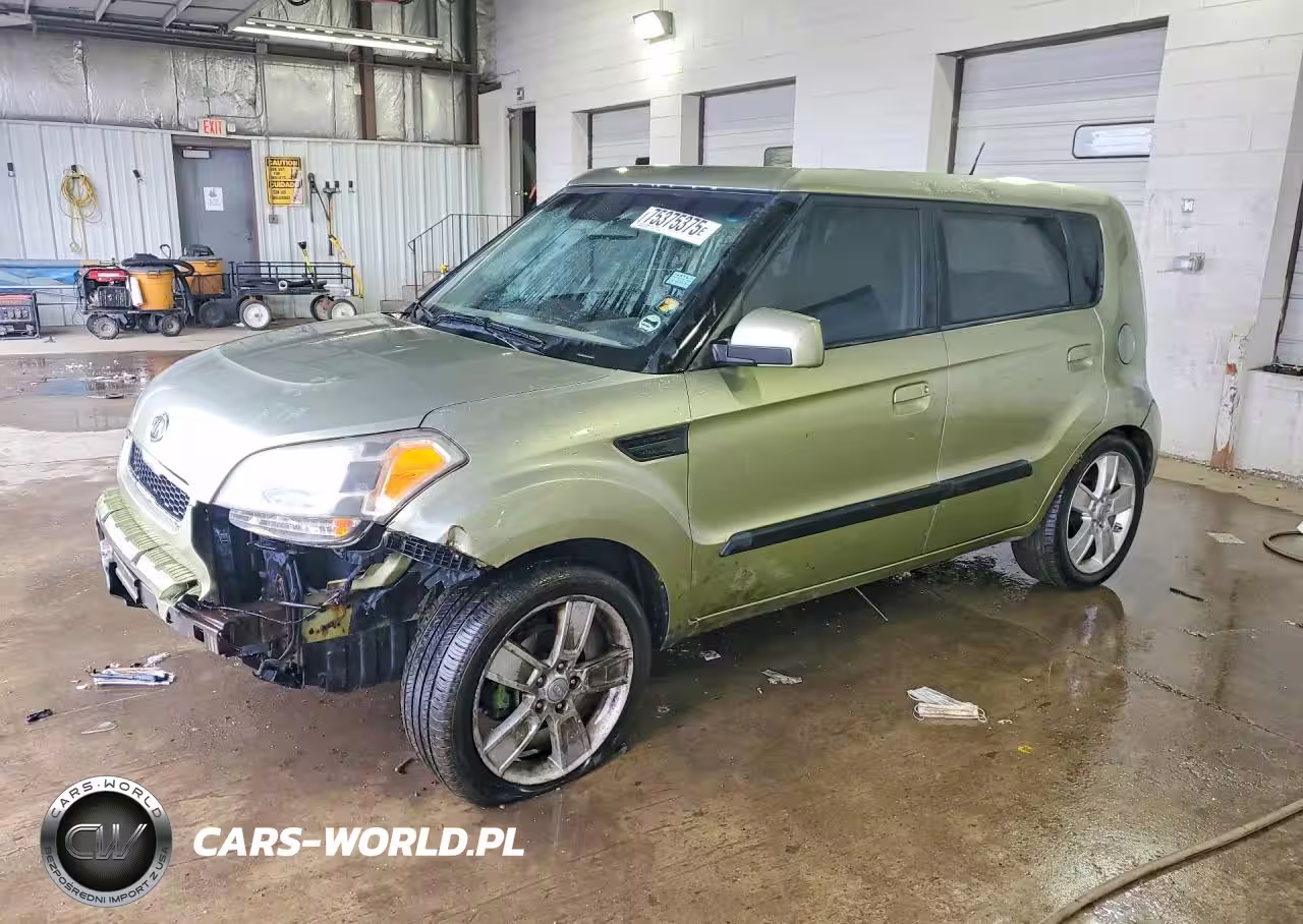 2010 Kia Soul +