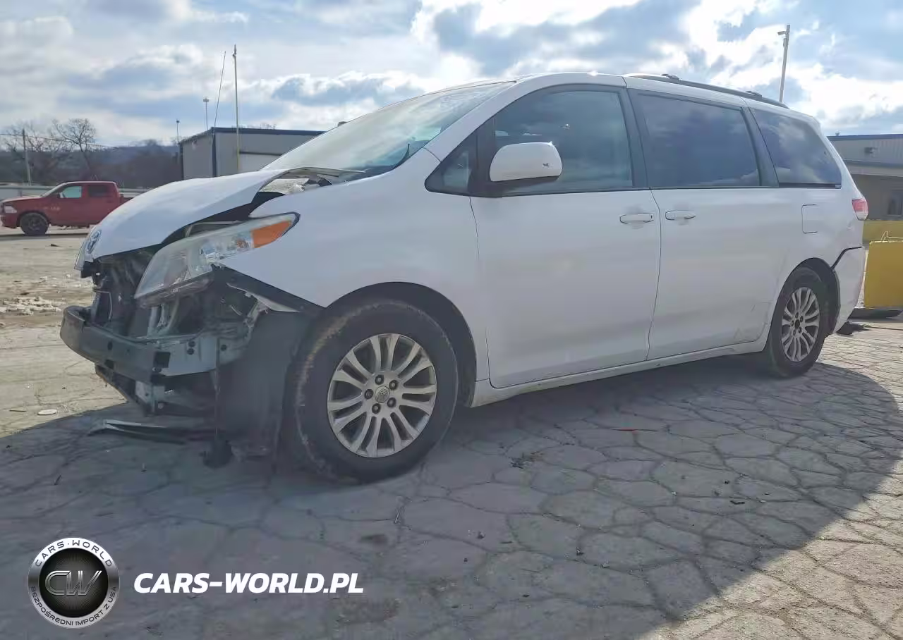 2013 Toyota Sienna Xle