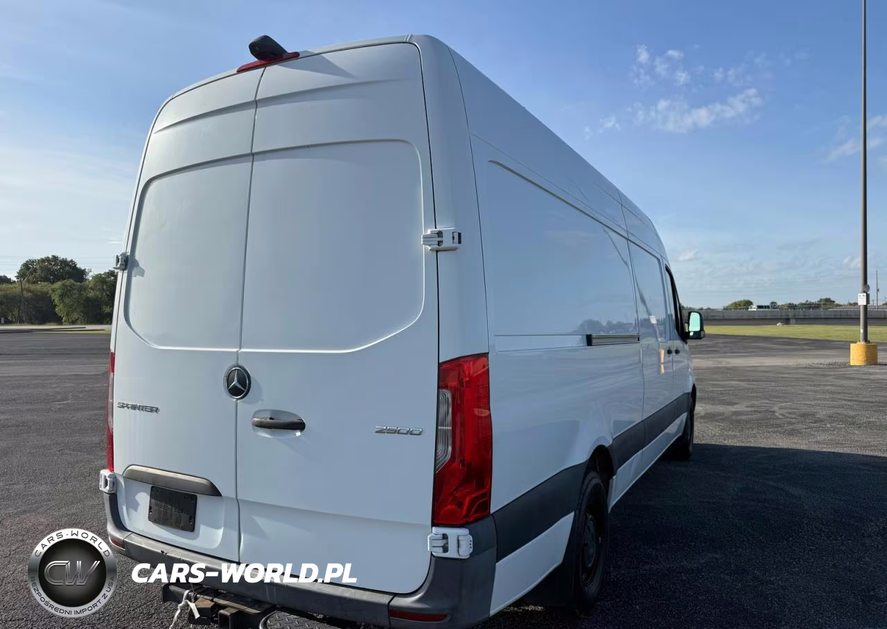 2020 Mercedes-Benz Sprinter 2500 VIN:W1Y4ECHY9LT044107 - 4