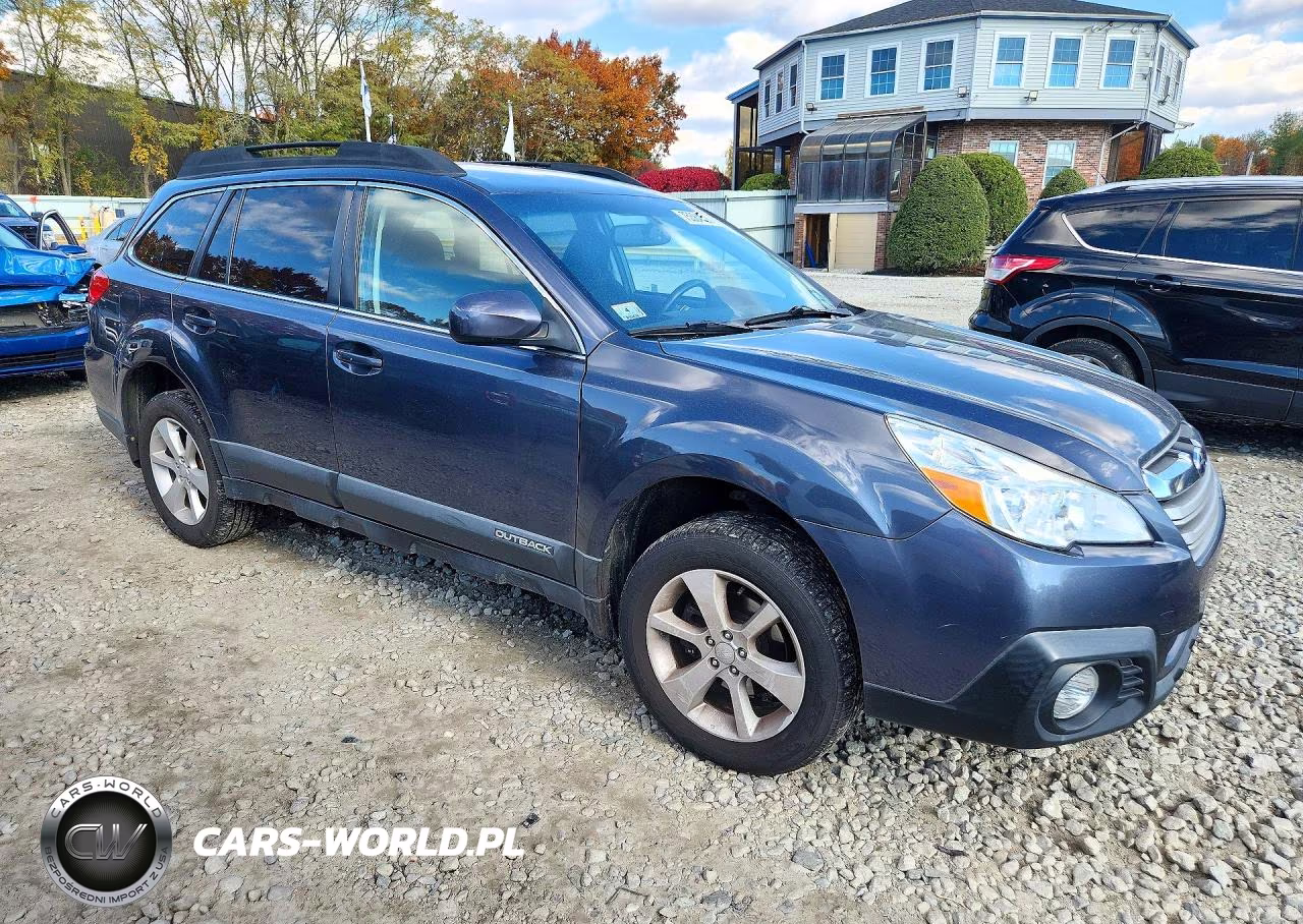 2014 Subaru Outback 2.5I Premium VIN:4S4BRBCC3E3230729 - 4