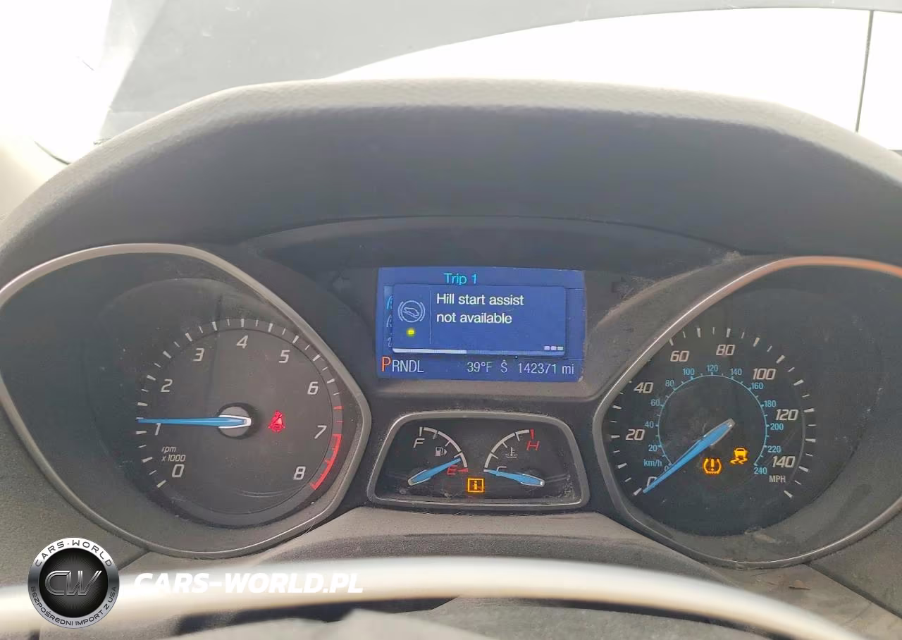 2014 Ford Focus Se VIN:1FADP3K23EL119637 - 9