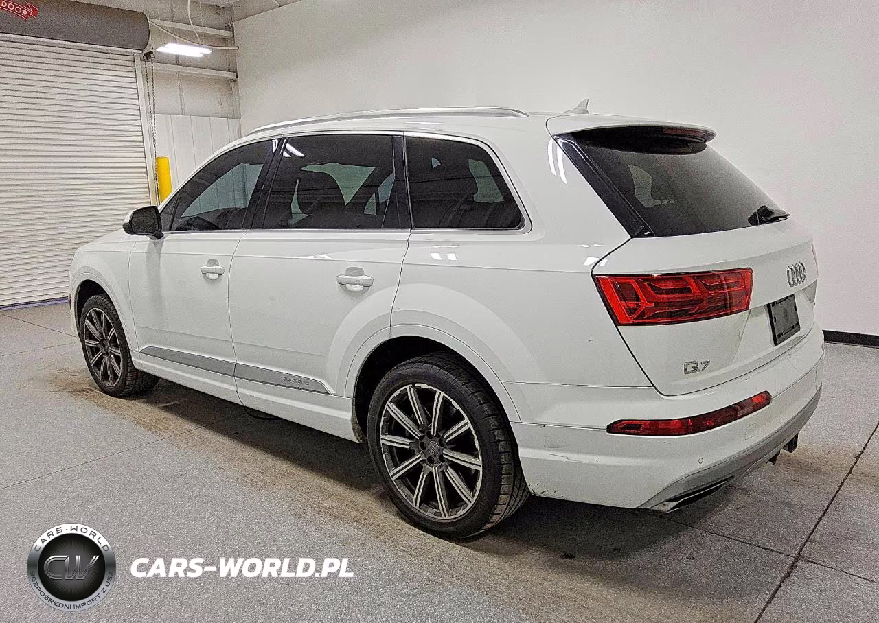 2017 Audi Q7 Premium Plus VIN:WA1LHAF70HD044594 - 2