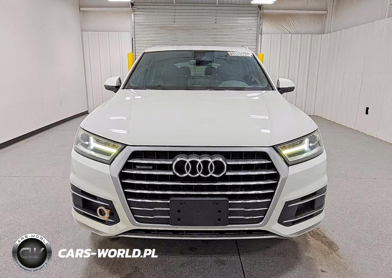 2017 Audi Q7 Premium Plus VIN:WA1LHAF70HD044594 - 5