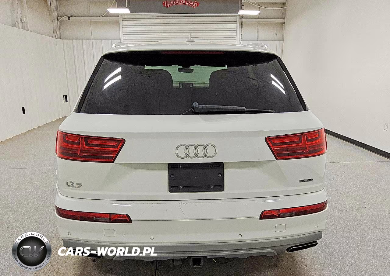 2017 Audi Q7 Premium Plus VIN:WA1LHAF70HD044594 - 6