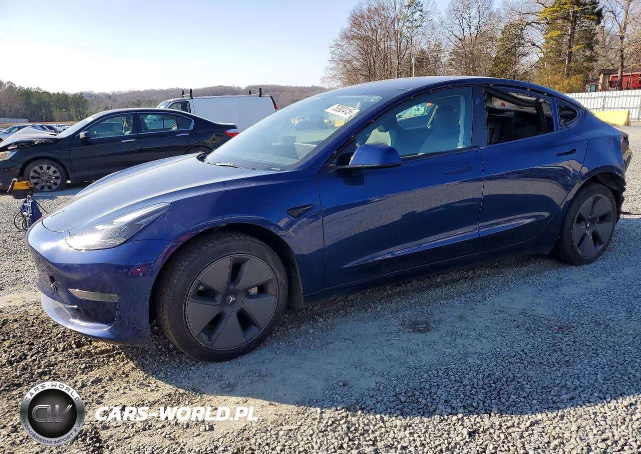 2023 Tesla Model 3 – zdjęcie 1 z 12