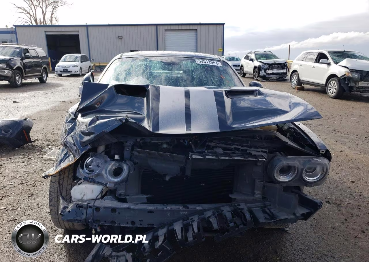 2018 Dodge Challenger Sxt VIN:2C3CDZAG0JH302889 - 5