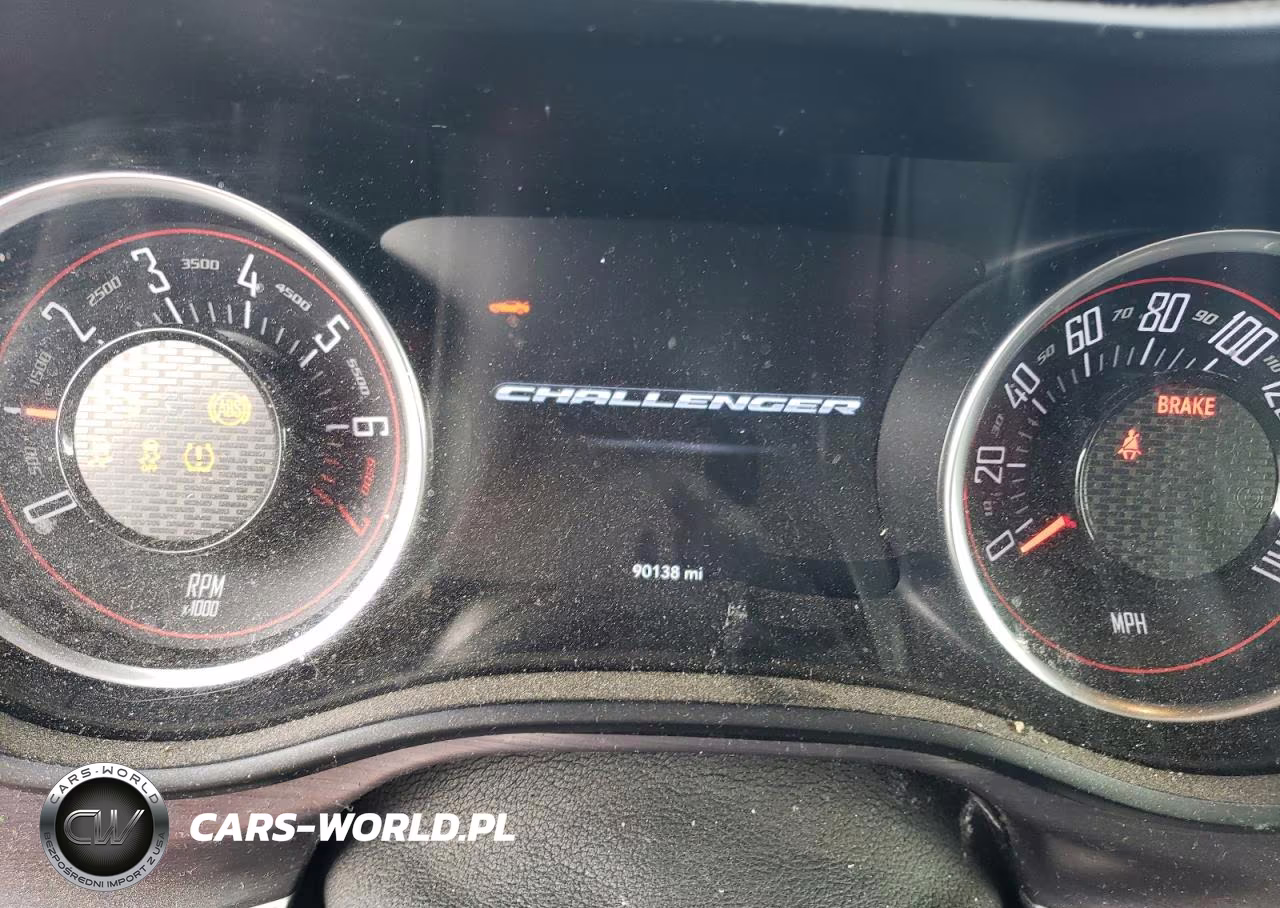 2018 Dodge Challenger Sxt VIN:2C3CDZAG0JH302889 - 9