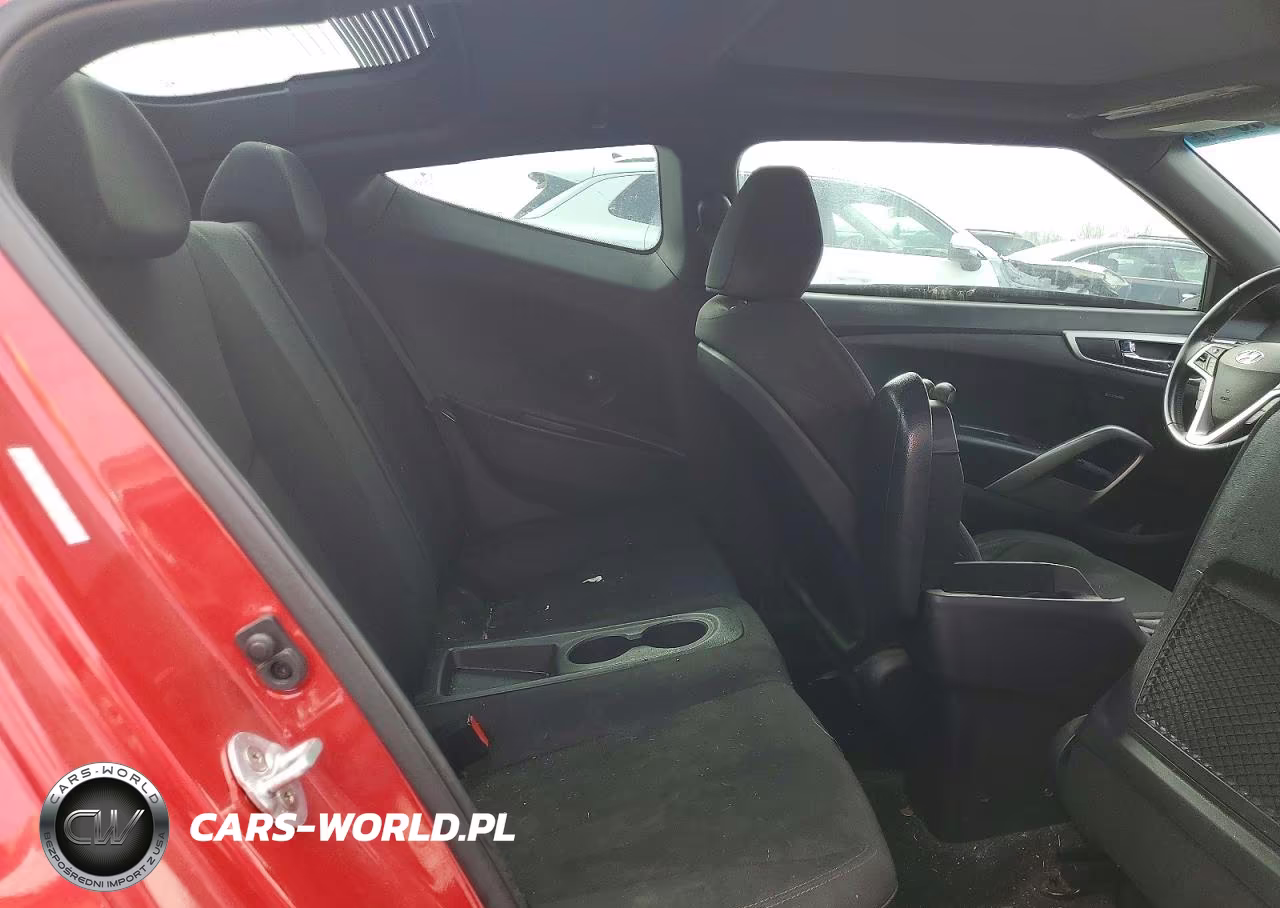 2017 Hyundai Veloster VIN:KMHTC6ADXHU321763 - 10